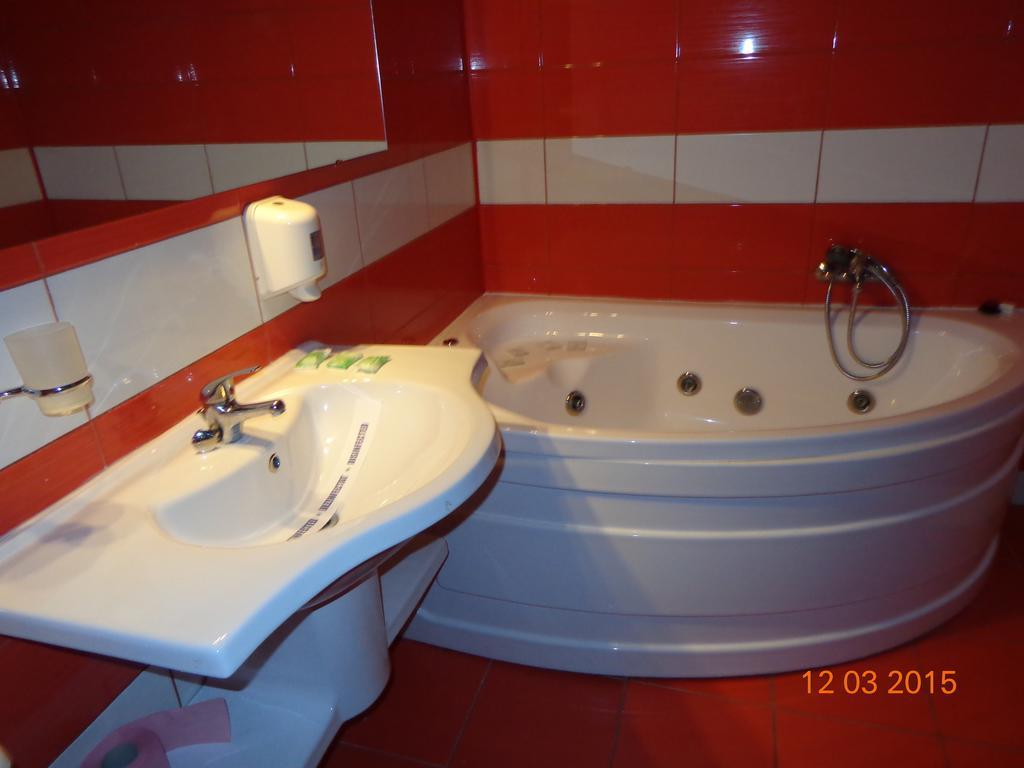 Hotel Cygnus Tulcea Zimmer foto